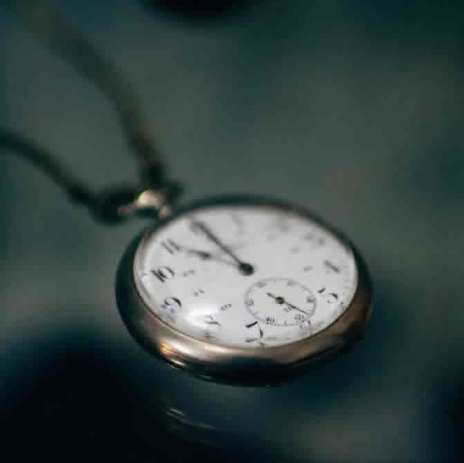 how to use fake pocket watch